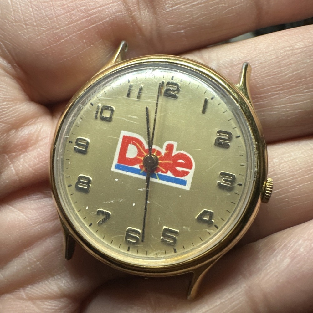 Works Vintage Timex Dole Mens Watch 33mm Quartz Gold Tone - One Lug Is Broken - Picture 11 of 13